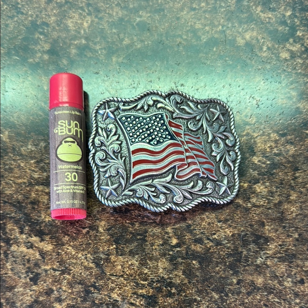 American Flag Belt Buckle - Picture 3 of 4